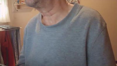 feoperomajo1 live cam on Cam4