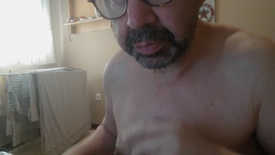 feoperomajo1 live cam on Cam4