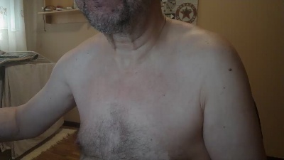 feoperomajo1 live cam on Cam4