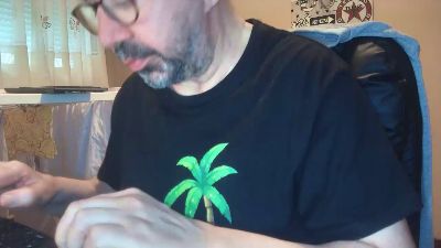 feoperomajo1 live cam on Cam4