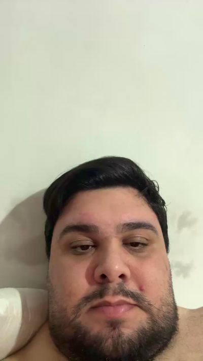 fernandez9281 live cam on Cam4