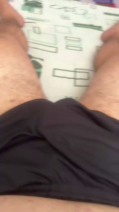 fernandez9281 live cam on Cam4