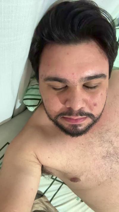 fernandez9281 live cam on Cam4