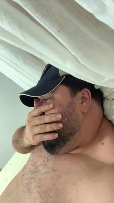 fernandez9281 live cam on Cam4