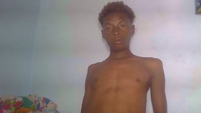 fernando1 live cam on Cam4