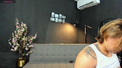 fernando_fit live cam on Cam4
