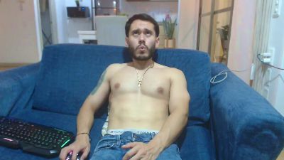 fernandofit_ live cam on Cam4