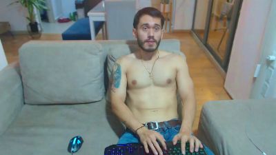 fernandofit_ live cam on Cam4