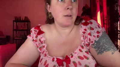 fetish_girl live cam on Cam4
