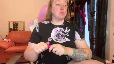 fetish_girl live cam on Cam4