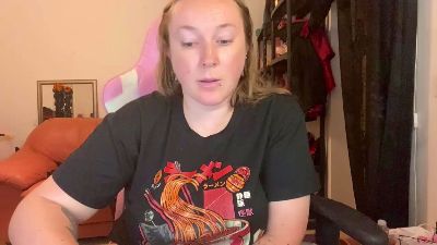 fetish_girl live cam on Cam4