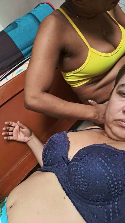 fflorecita live cam on Cam4