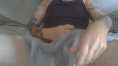 fiabeschi82 live cam on Cam4