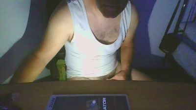 fiaskone35 live cam on Cam4