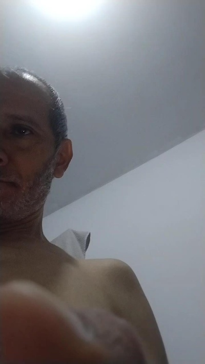 figuritare2 live cam on Cam4