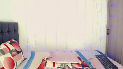 fireHot18 live cam on Cam4