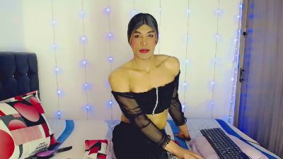 fireHot18 live cam on Cam4
