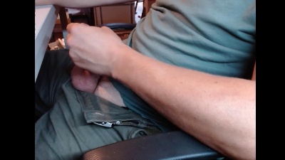 fireburn82 live cam on Cam4
