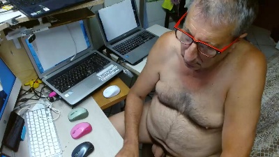 firenze103 live cam on Cam4