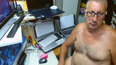 firenze103 live cam on Cam4