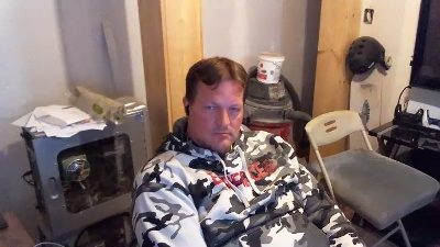 fireteck22 live cam on Cam4