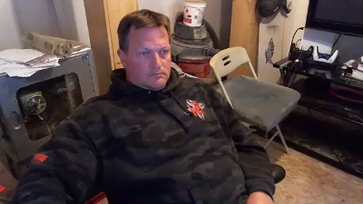 fireteck22 live cam on Cam4