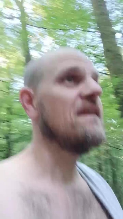 fischer2561 live cam on Cam4