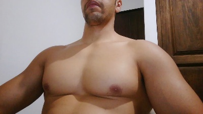 fitandhorny666 live cam on Cam4