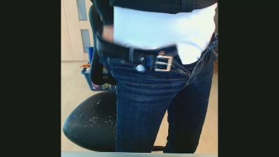 fitguy7310 live cam on Cam4