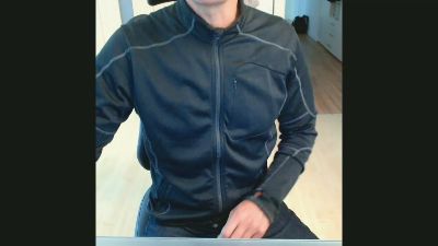 fitguy7310 live cam on Cam4