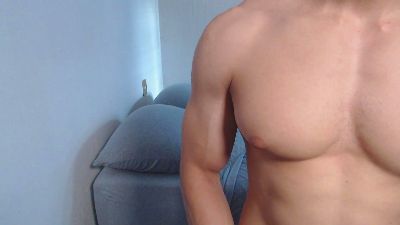 fitnessboy177 live cam on Cam4