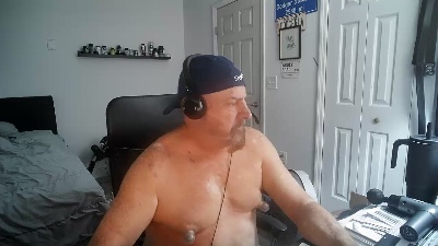 flaguy3232 live cam on Cam4