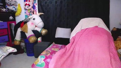 flaquita_corall live cam on Cam4
