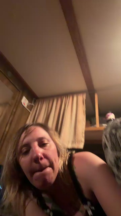 flavi1996 live cam on Cam4