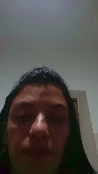 flor229 live cam on Cam4