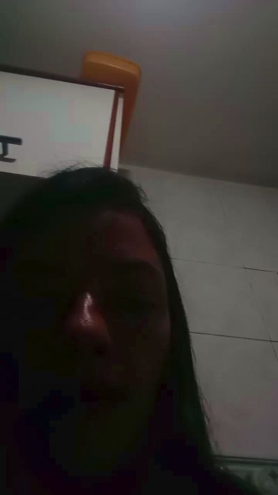 flor229 live cam on Cam4