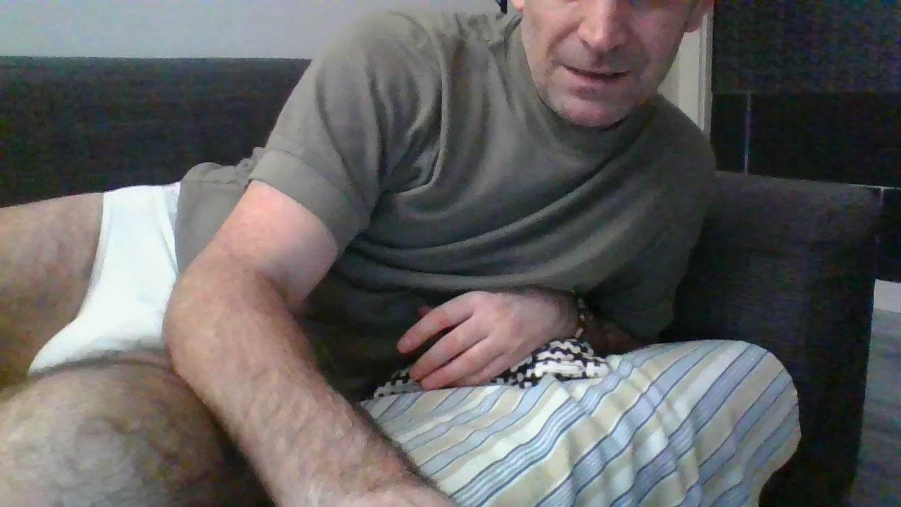 fox6900 live cam on Cam4