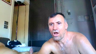 fox6900 live cam on Cam4