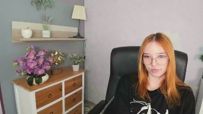 Profile and Statistics for foxSonya on Cam4