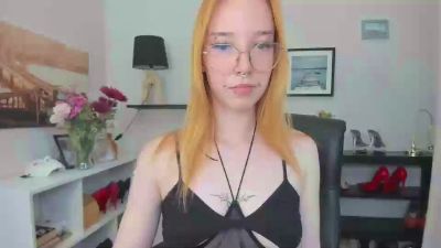 foxSonya live cam on Cam4