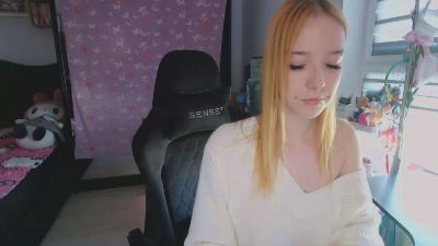 foxSonya live cam on Cam4