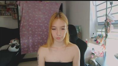 foxSonya live cam on Cam4