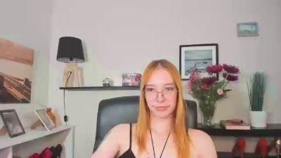 foxSonya live cam on Cam4