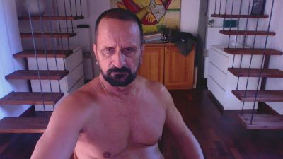 foxfirenze live cam on Cam4