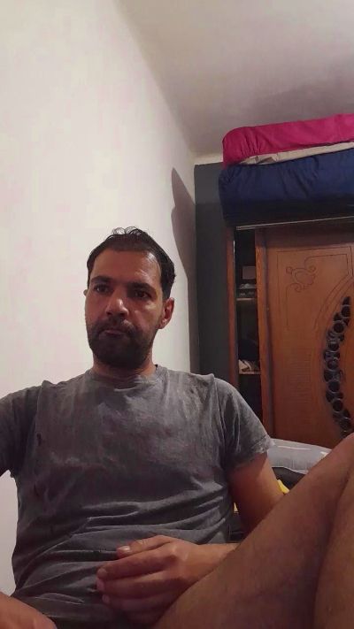 foyler85 live cam on Cam4