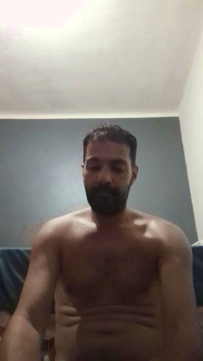 foyler85 live cam on Cam4