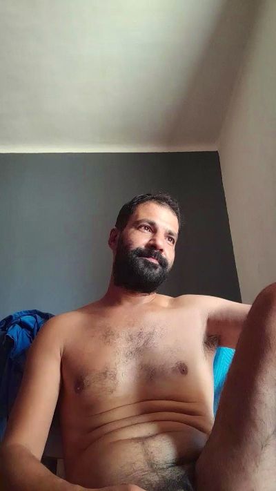 foyler85 live cam on Cam4