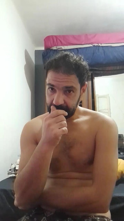 foyler85 live cam on Cam4