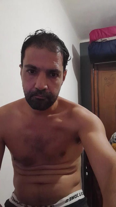 foyler85 live cam on Cam4