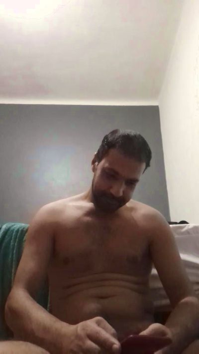 foyler85 live cam on Cam4